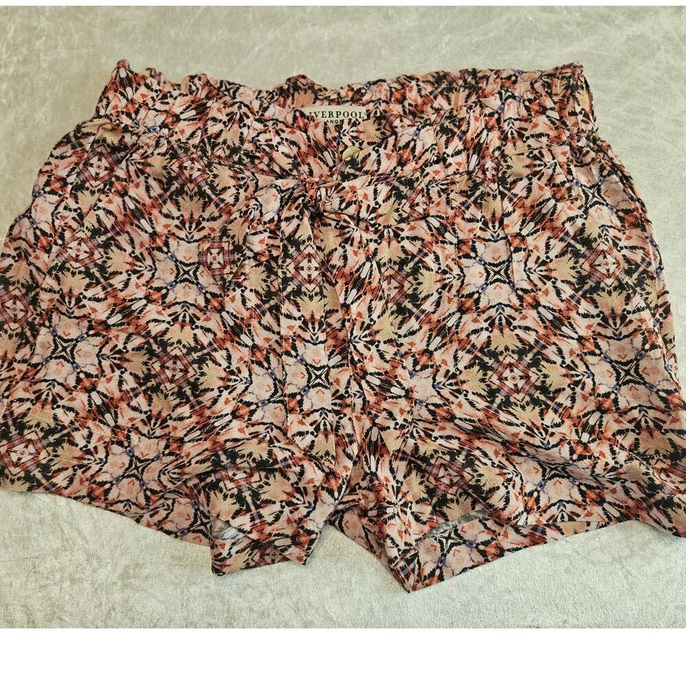 Awesome EUC Liverpool 2/26 Geo Print Pink Shorts Cotton 84